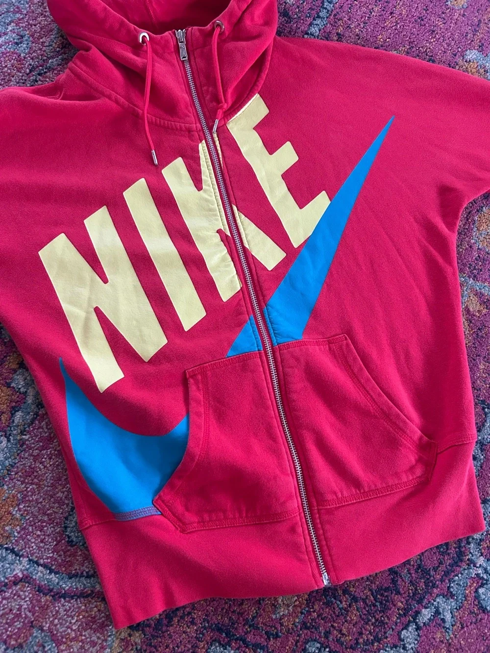 Nike | Men’s Red Full-Zip Long Sleeve Hoodie Yellow NIKE Blue Swoosh Arm Logo M